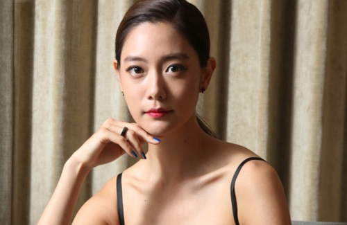 Clara-Lee-2016.jpg