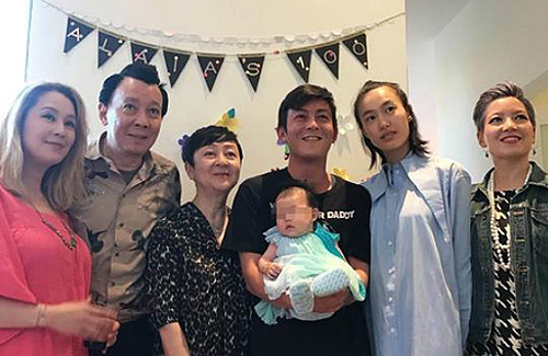 Edison-Chen-baby-daughter-2017.jpg