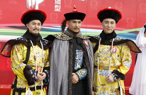 heavens-will-costume-fitting-2016.jpg