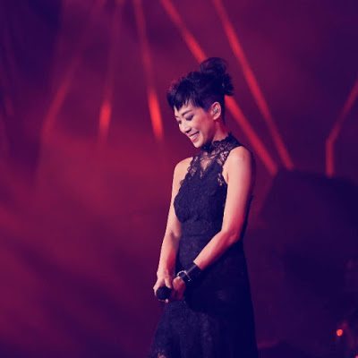 Sandy-Lam-林憶蓮-Fen-Fen-Zhong-Xu-Yao-Ni-分分鐘需要你.jpg
