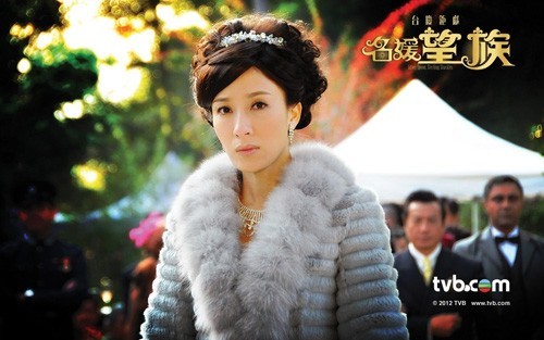 tavia-yeung-silver-spoon-sterling-shackles.jpg